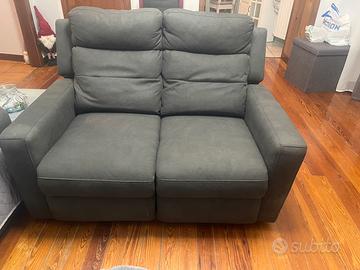 COPPIA DI DIVANI 3+2