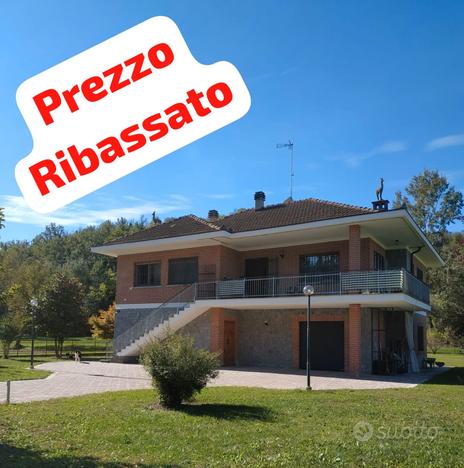 Villa libera 4 lati vic.callianetto