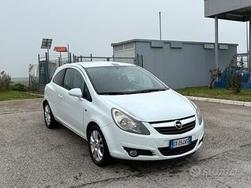 Opel corsa 1.3 diesel neopatentati