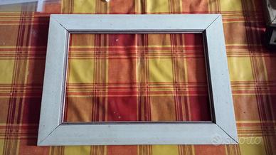 CORNICE BIANCA MISURA CM. 38,5x28,5 x q. 30,5x20,5