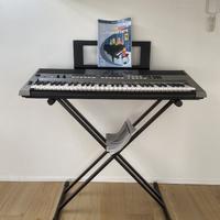 YAMAHA PSR E443 + CUFFIE AKG K99