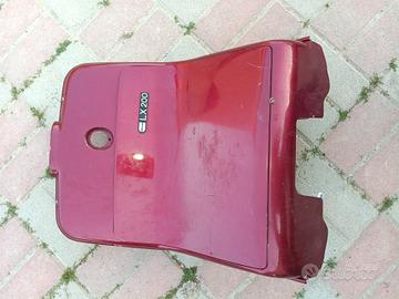 bauletto portaoggetti vespa piaggio cosa originale