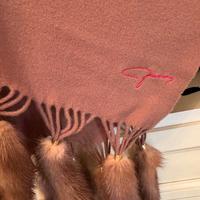 Sciarpa pura lana 100% caramello con code visone