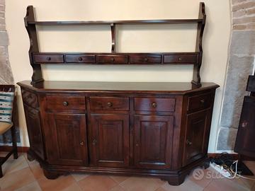 Credenza con piattaia in legno massiccio