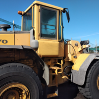 Pala gommata volvo 120e del 2006