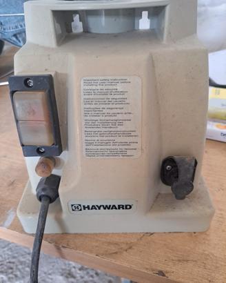 alimentatore per robot piscina