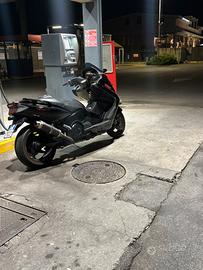 Yamaha tmax