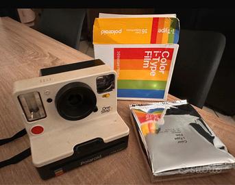 Polaroid