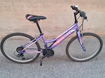 Bicicletta Mountain bike ragazza 