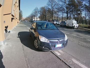 Opel Astra 1600 benzina