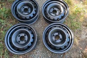 4 cerchi Ford Citroen Peugeot auto compatibili 14