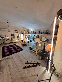 Lampada anni 70 design vintage showroom Parioli