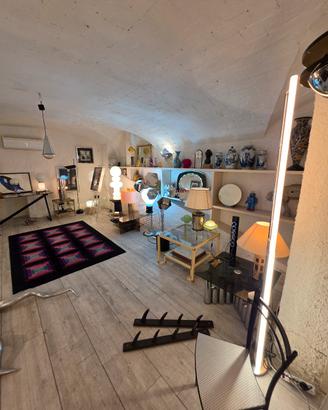 Lampada anni 70 design vintage showroom Parioli