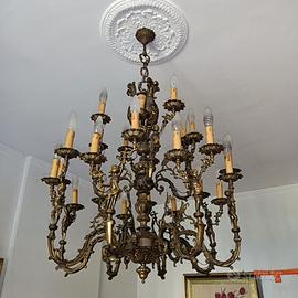 Lampadario in bronzo dorato, stile Barocco/Rococò