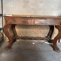 Tavolo in legno antico