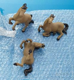 3 cavalli in Ceramica