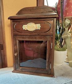 Portaposta in legno antico