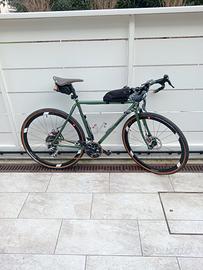 bici gravel Surly Straggler