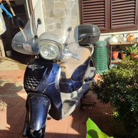 Scooter Aprilia Scarabeo 200 i.e