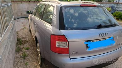 Audi A4 stantio wagon 1.9 TDI 130 cv del 2004