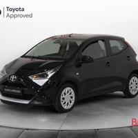 Toyota Aygo 5p 1.0 x-play 72cv