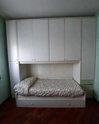 Camera da letto armadio a ponte, libreria, scrivan