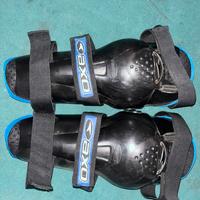 Ginocchiere AXO Blu/Nere – Buone Condizioni