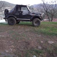 Vedo Suzuki Samurai