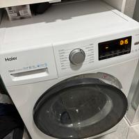 Lavatrice Haier modello HW80-B1439.