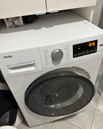 Lavatrice Haier modello HW80-B1439.