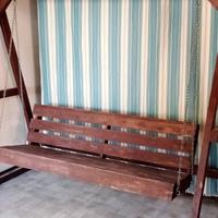 dondolo in legno 