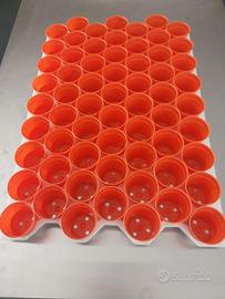 10 vassoi+630 vasetti per piante grasse