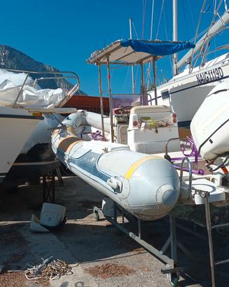 Gommone Master 750 Diving.