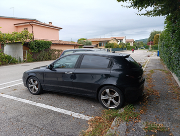 Alfa Romeo 147 Q2