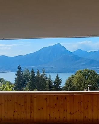 Appartamento con Vista sul Lago di Garda