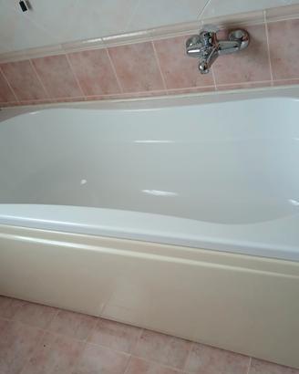 vasca da bagno in vetroresina