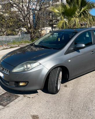 Fiat bravo 1,6 mjet 2011