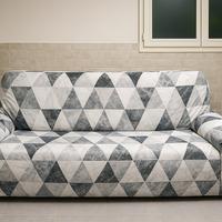 Divano tre posti con copri divano moderno