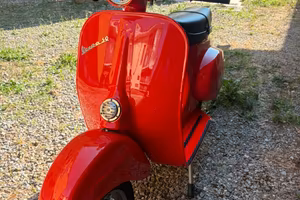 Vespa 50