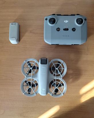 DJI neo