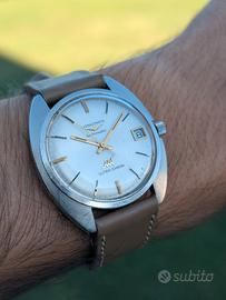 Longines Ultrachron 8317 36.000 A/h