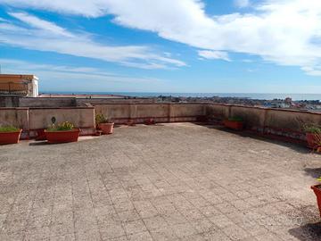 Panoramico 3 vani + terrazza affaree