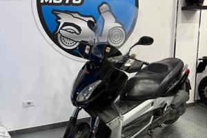 Yamaha X-Max 250