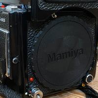 Mamiya 645 (e le altre 645) body cap