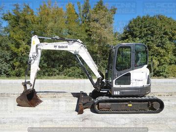 Escavatore cingolato Bobcat E62