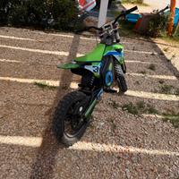 Minimoto elettrica