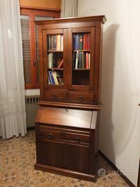 SCRITTOIO CON VETRINETTA SOVRASTANTE, IN STILE