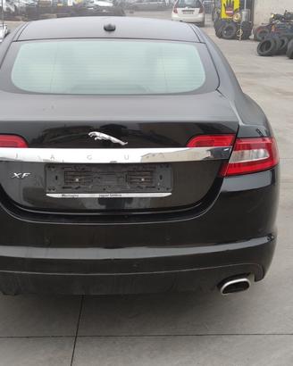 Portellone Paraurti stop Jaguar XF 2011