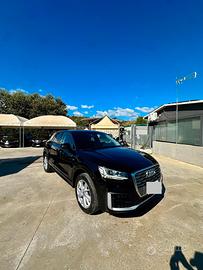 Audi Q2 1.6 cc 116 cv S-Line