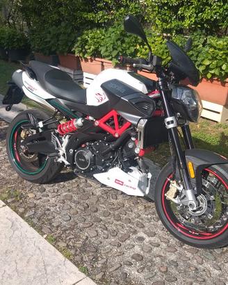 Aprilia Shiver 900